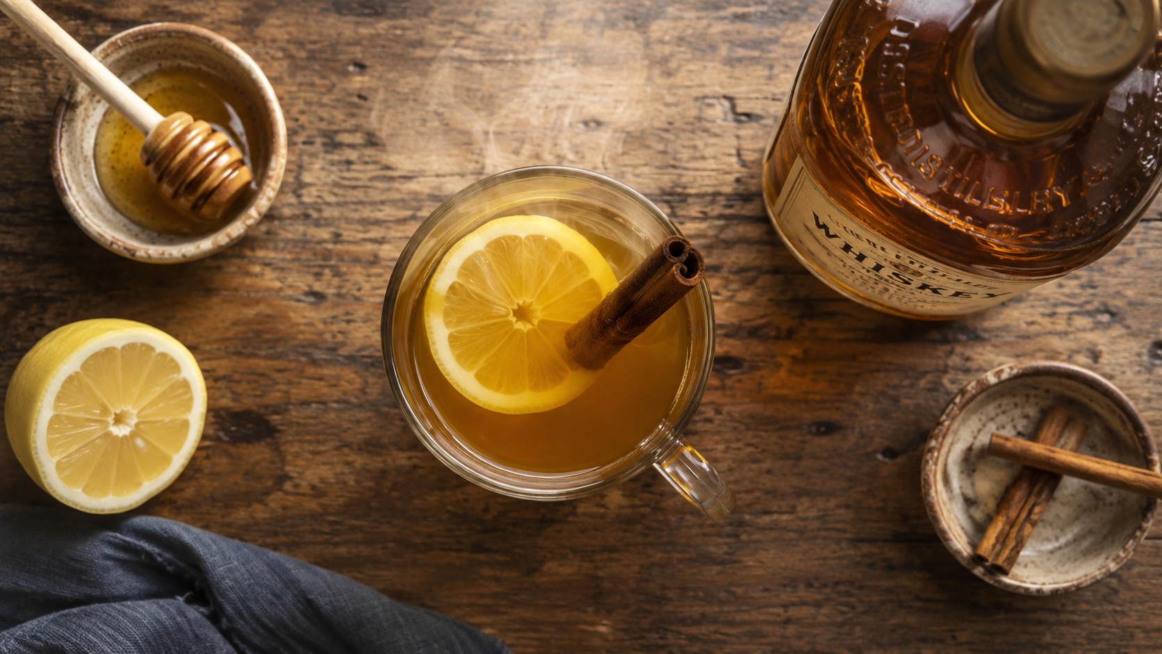 How to Make a Hot Toddy (Classic Hot Toddy Recipe)